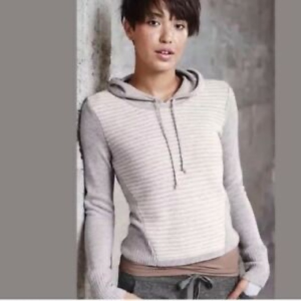 Athleta Merino โNoeโ Long Sleeve Hoodie ๐๐ฅโค๏ธ - Picture 1 of 6